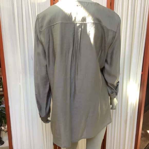 Chico’s Button Down Henley Tunic Top Pale Khaki Size XL - Picture 4 of 9
